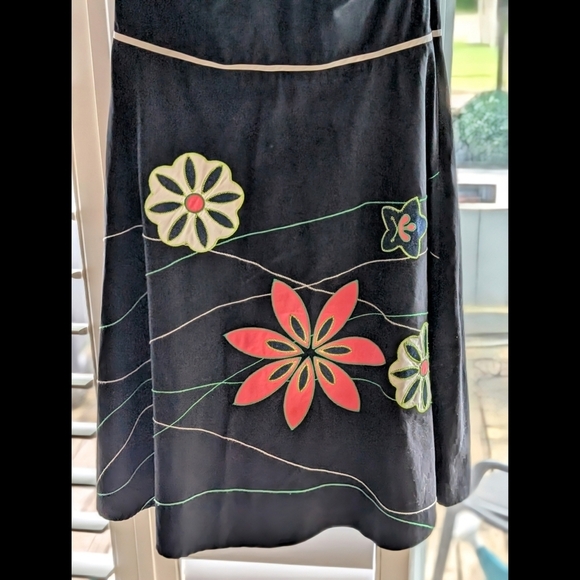 Black Floral Midi Dress - Picture 6 of 8